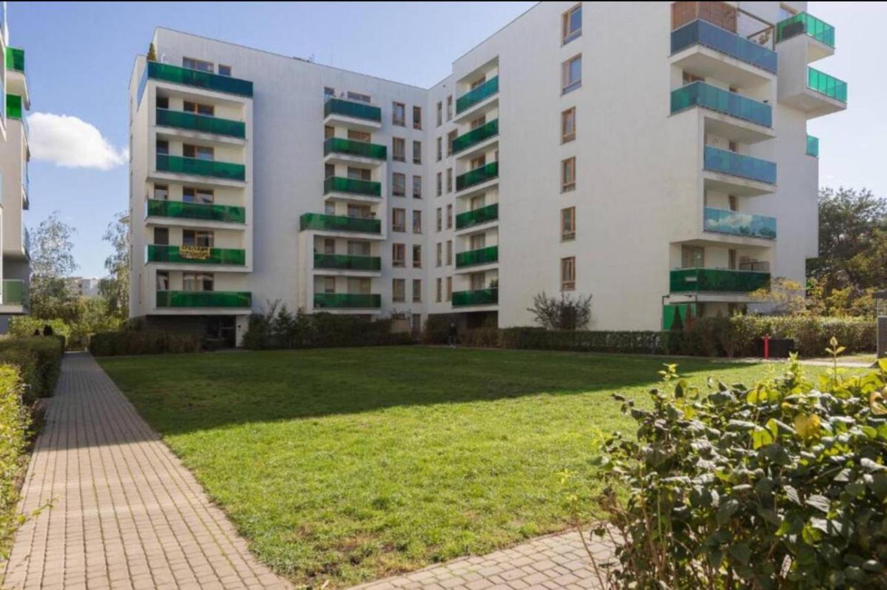 Shiraz Trio Apartament Varsóvia Exterior foto