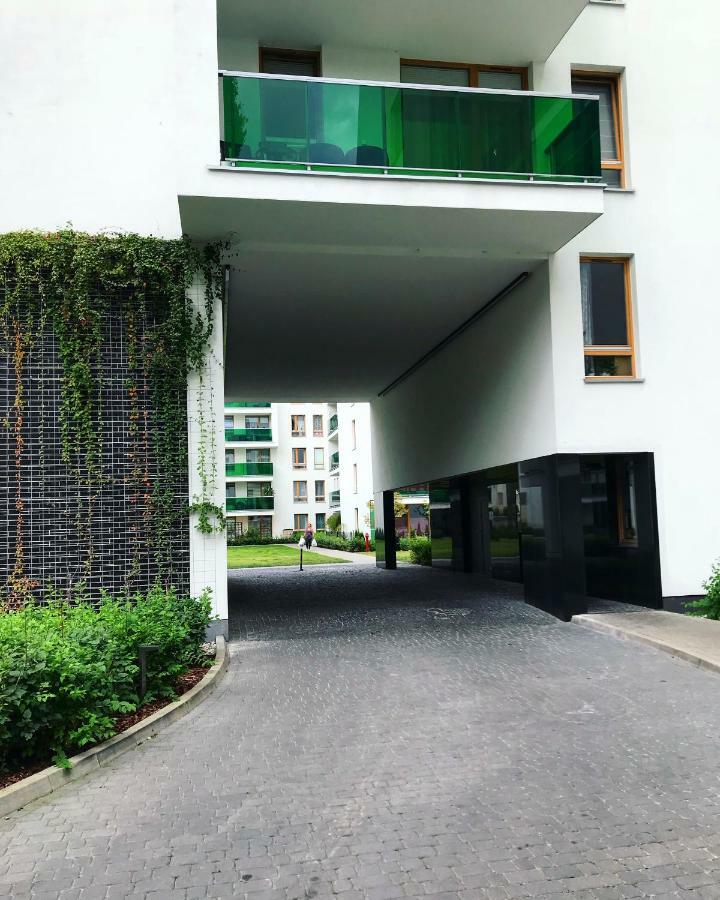 Shiraz Trio Apartament Varsóvia Exterior foto